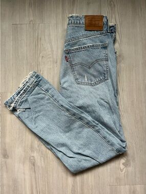 Levi’s Middy Straight Size 27